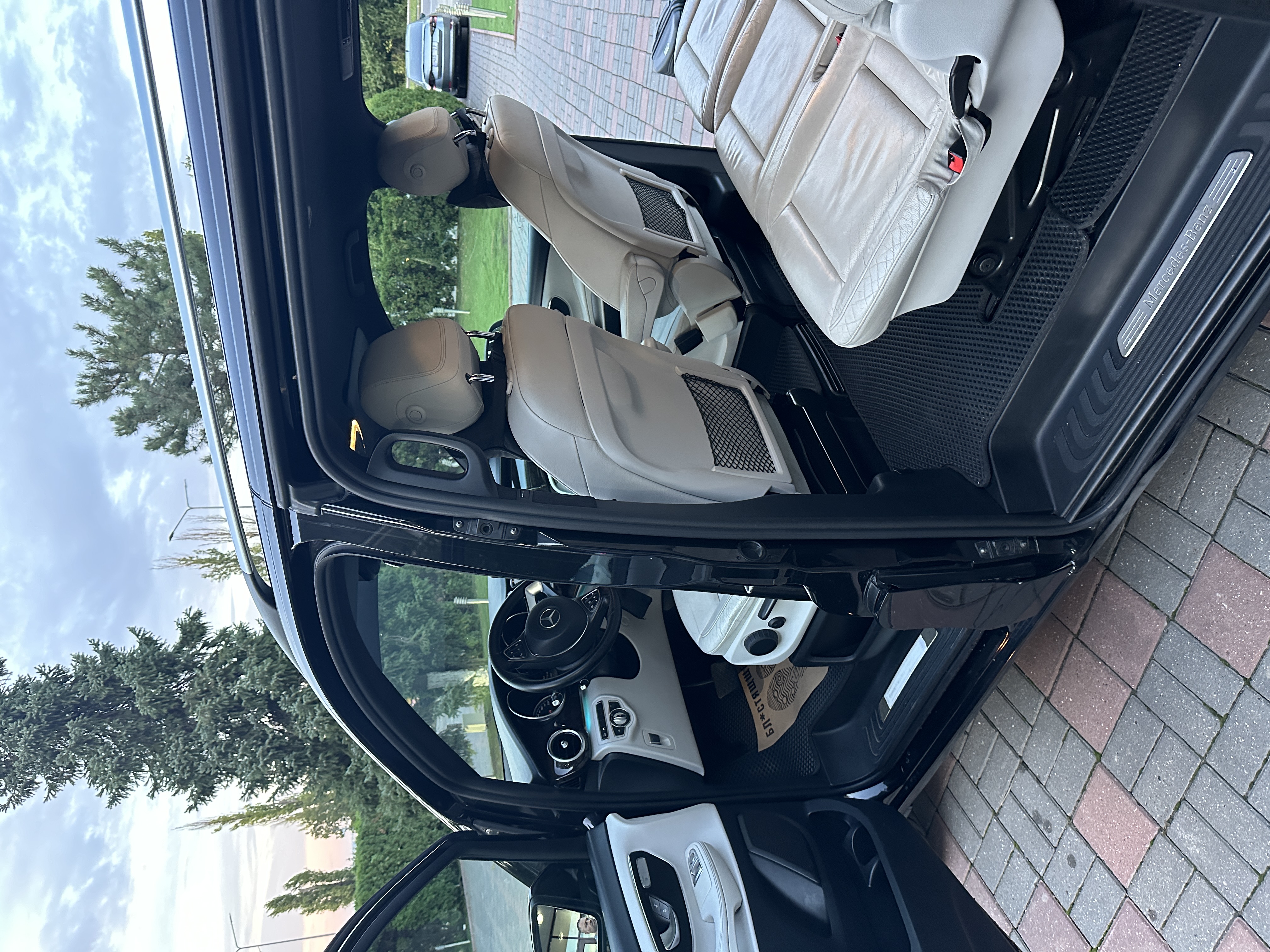 Mercedes V-Class Interior